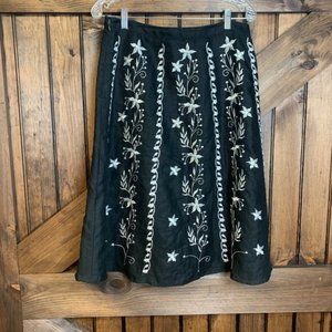 Lucy & Laurel Linen Flower Embroidered Flare Skirt